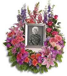 In Memoriam Wreath from Kinsch Village Florist, flower shop in Palatine, IL